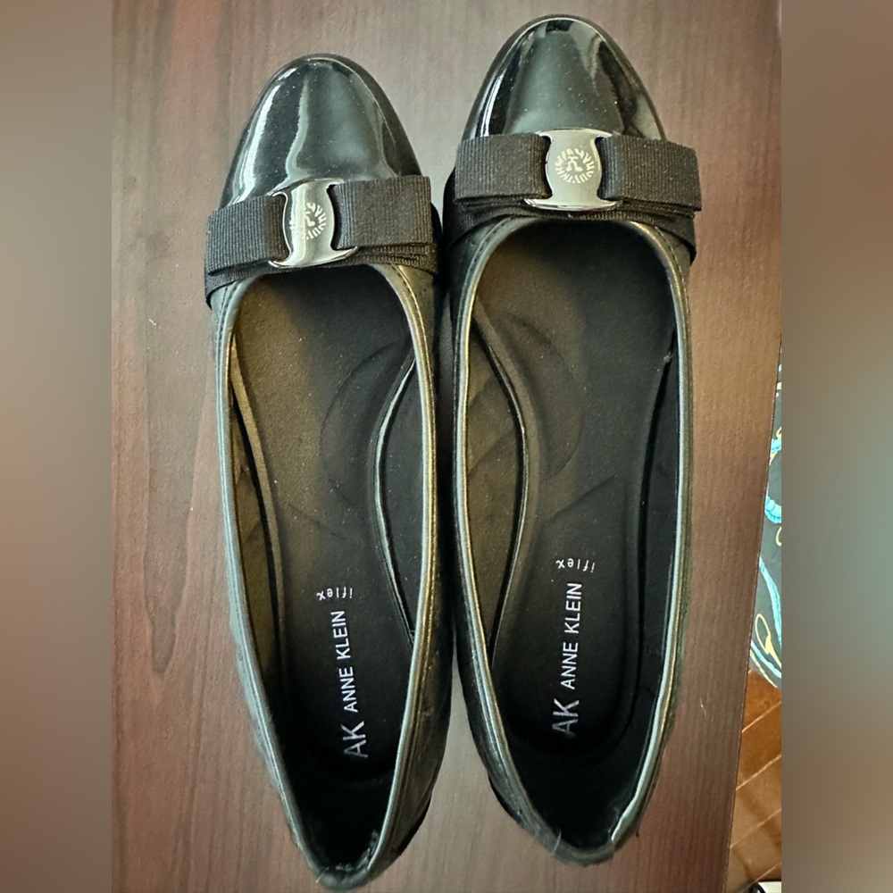 Anne Klein Black Flats with Buckle Detail
